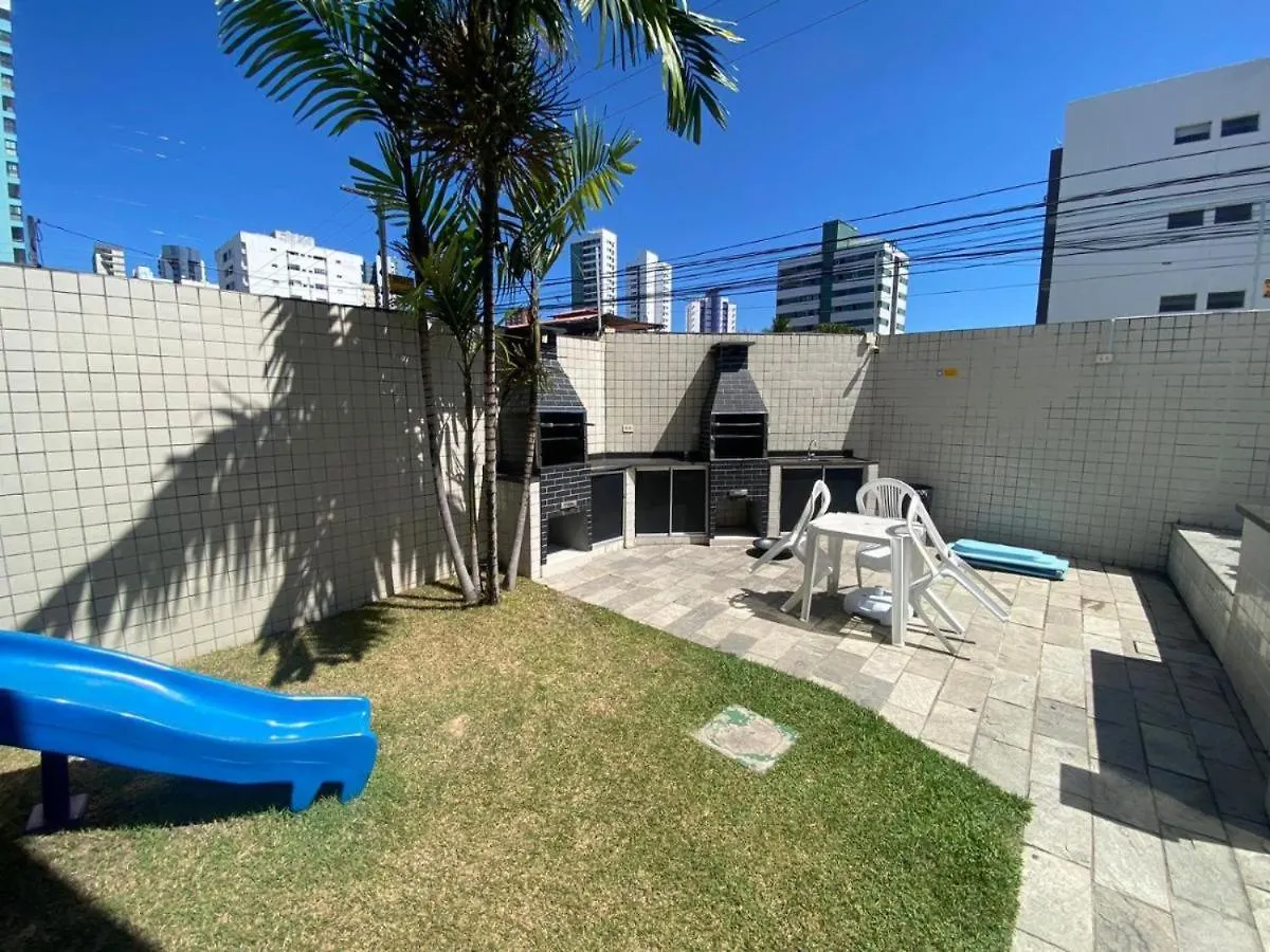 Um Apartamento Inteiro - 02 Quartos - 350 Metros Da Praia De Candeias - 2 Camas Casal, 1 Cama Solteiro E Sofa Retratil Récife 0*,  Brésil